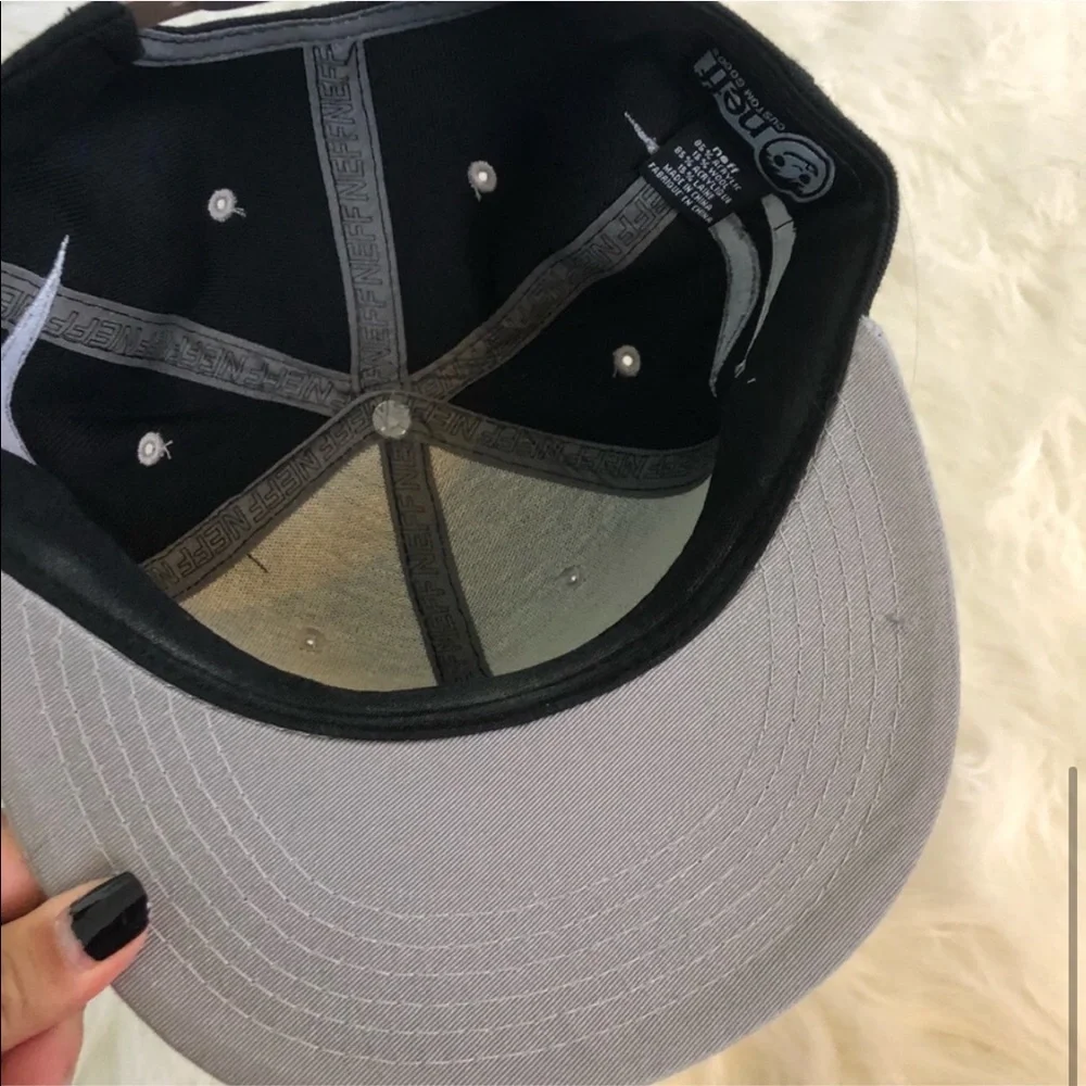 Neff headwear baseball hat black silver grey summer snap back spring skateboard
